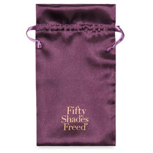 Cargar imagen en el visor de la galería, HUEVO VIBRADOR A CONTROL REMOTO RECARGABLE FIFTY SHADES FREED - Spicyandlove
